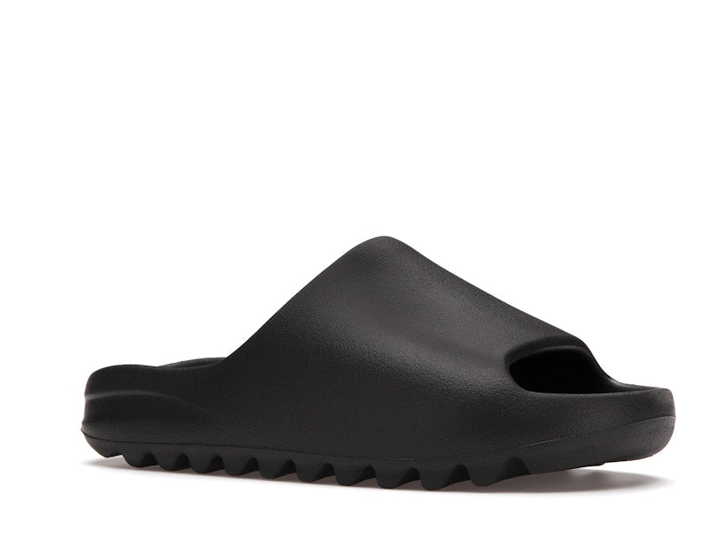 adidas Yeezy Slide Onyx (2022/2023) - adidas - OFFseason 衣服 - HQ6448