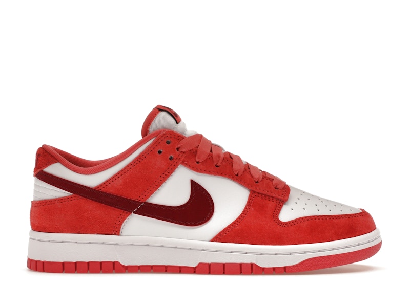 Nike Dunk Low Valentine's Day (2024) (Women's)