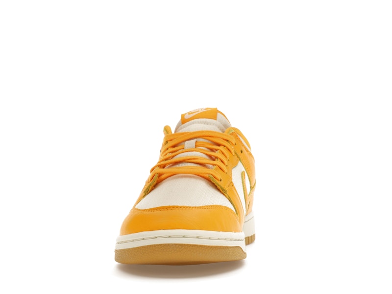 Nike Dunk Low University Gold