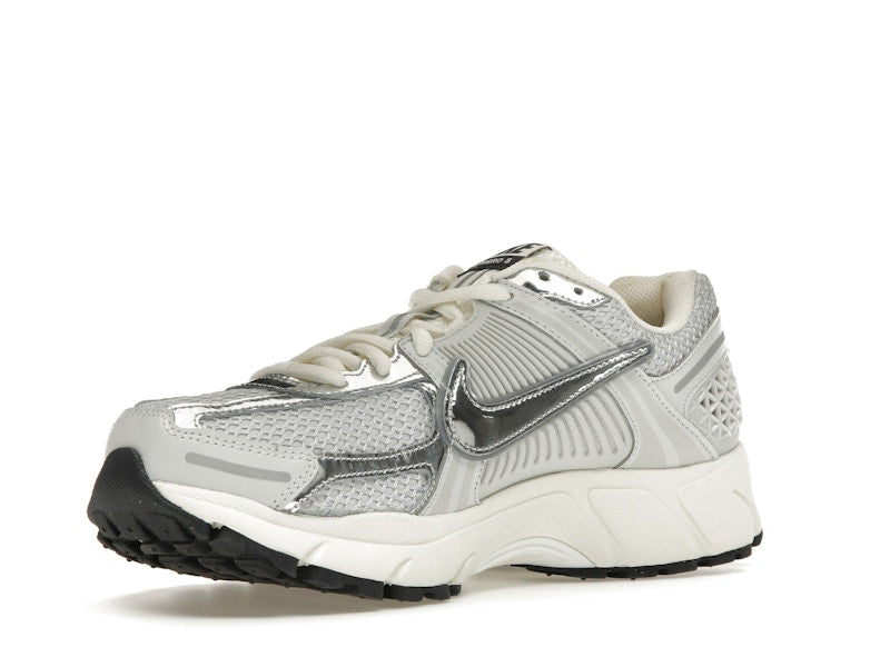 Nike Zoom Vomero 5 Chrome