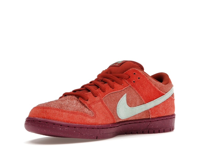 Nike SB Dunk Low Mystic Red Rosewood