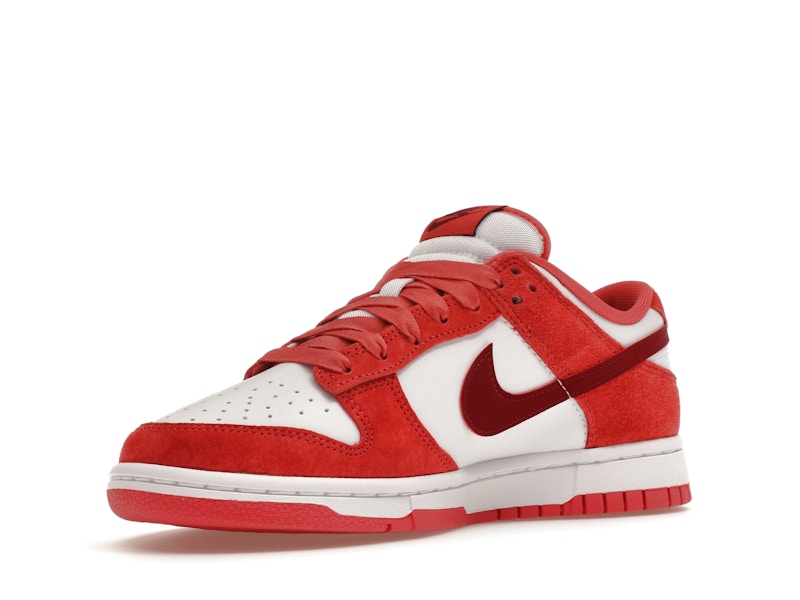 Nike Dunk Low Valentine's Day (2024) (Women's)