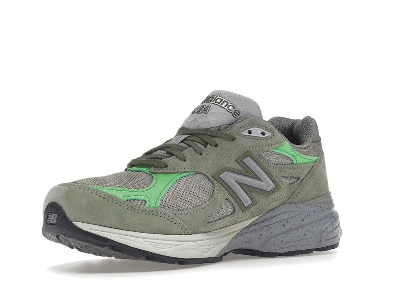 New Balance 990v3 MiUSA Patta Keep Your Family Close