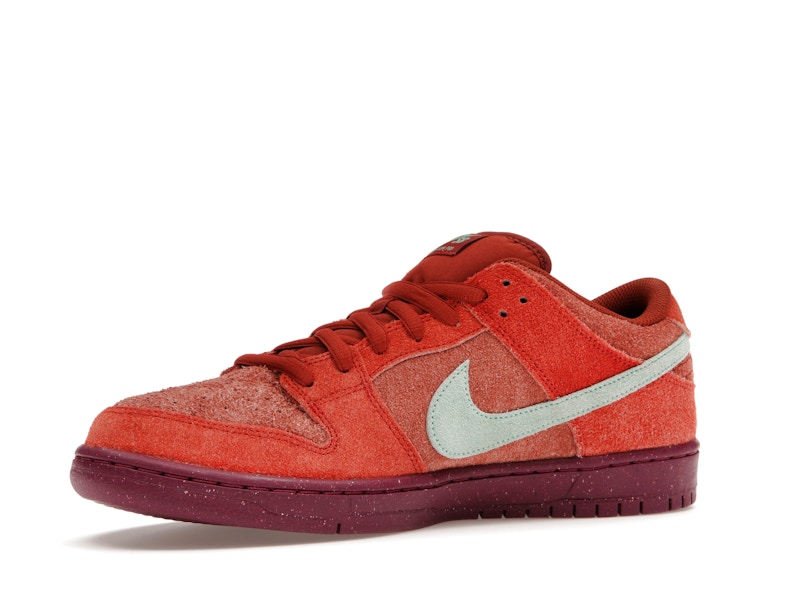 Nike SB Dunk Low Mystic Red Rosewood