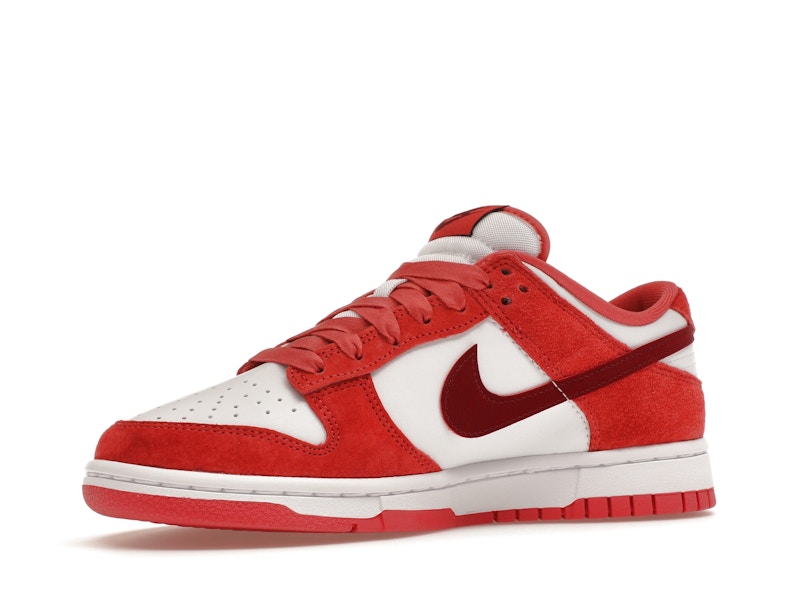 Nike Dunk Low Valentine's Day (2024) (Women's)