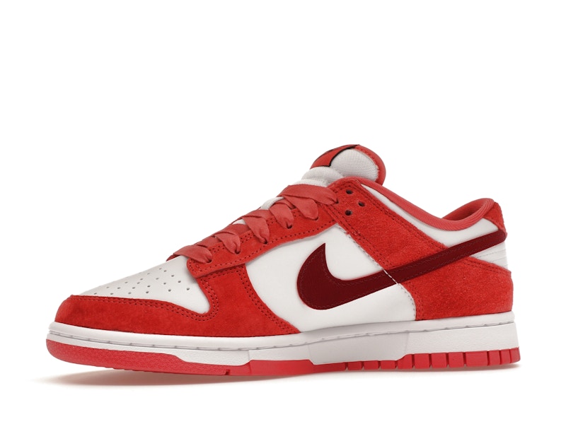 Nike Dunk Low Valentine's Day (2024) (Women's)