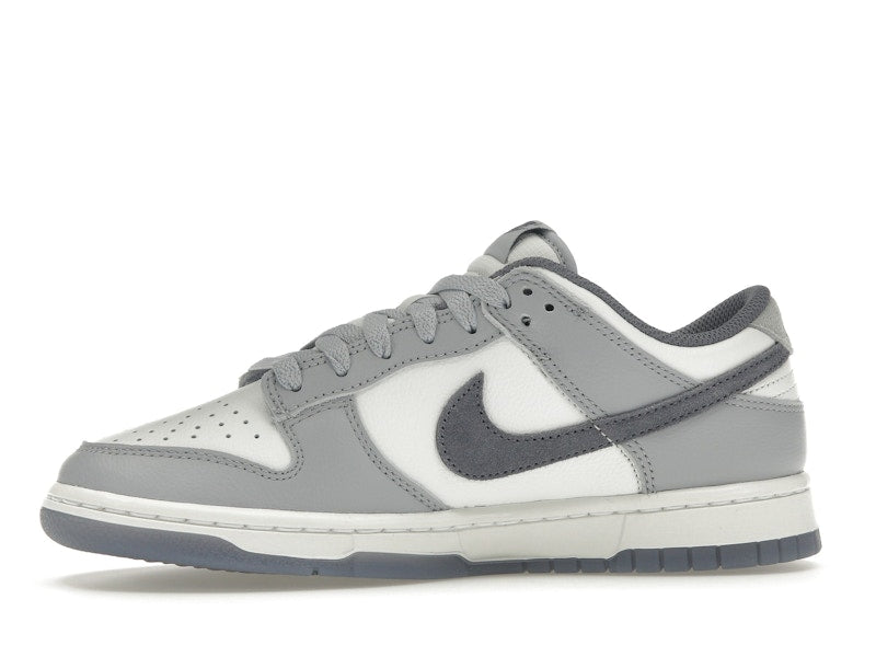 Nike Dunk Low SE Light Carbon