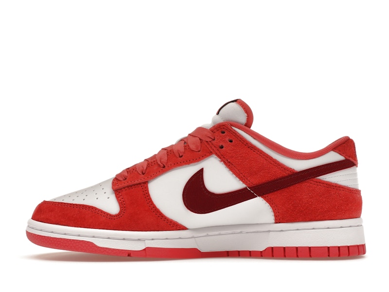 Nike Dunk Low Valentine's Day (2024) (Women's)