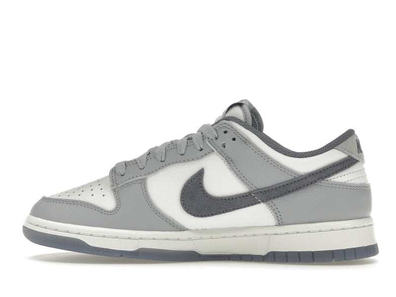 Nike Dunk Low SE Light Carbon