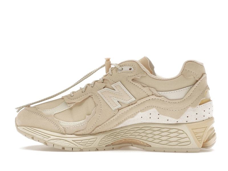 New Balance 2002R Protection Pack Sandstone