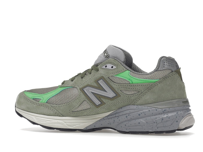 New Balance 990v3 MiUSA Patta Keep Your Family Close