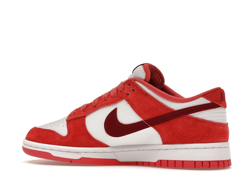 Nike Dunk Low Valentine's Day (2024) (Women's)