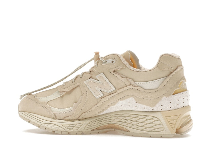 New Balance 2002R Protection Pack Sandstone