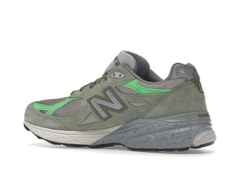 New Balance 990v3 MiUSA Patta Keep Your Family Close