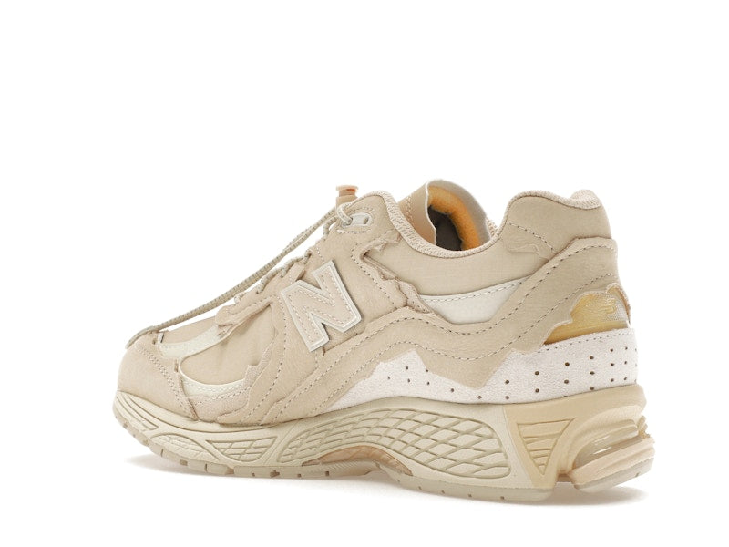 New Balance 2002R Protection Pack Sandstone