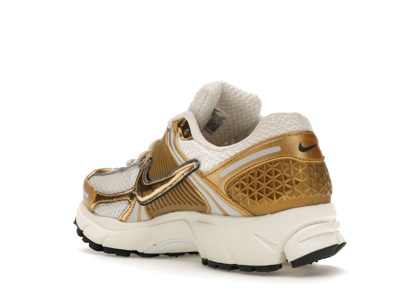 Nike Zoom Vomero 5 Metallic Gold (Women's)