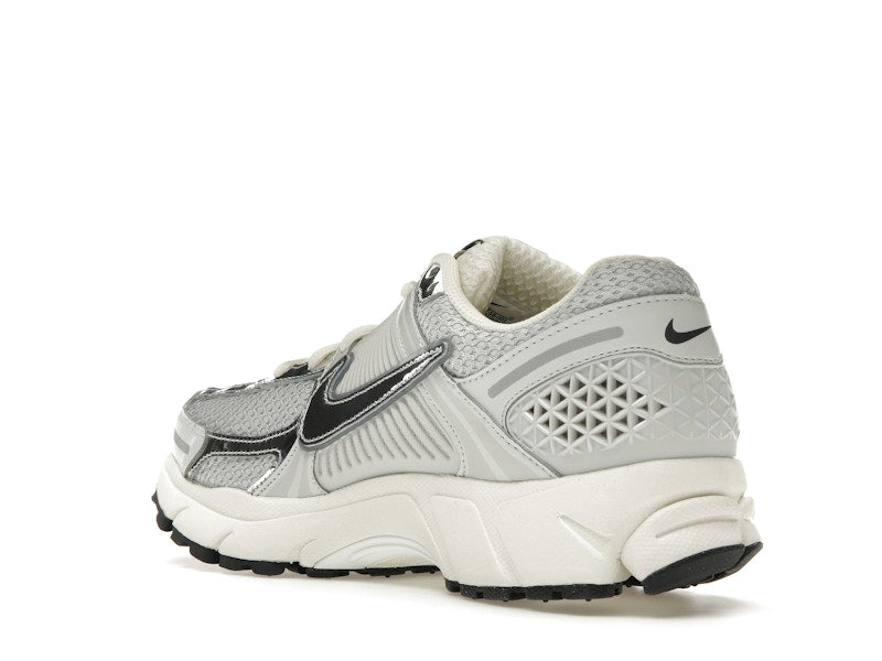 Nike Zoom Vomero 5 Chrome