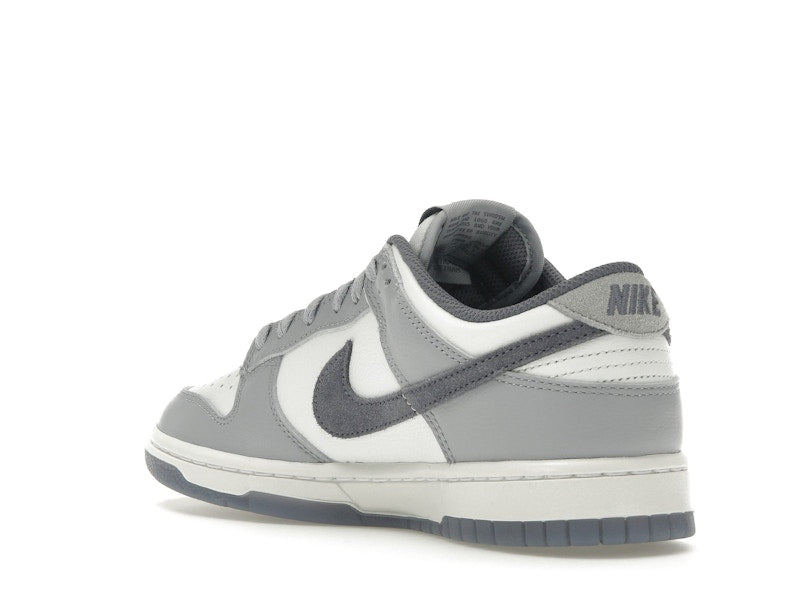 Nike Dunk Low SE Light Carbon