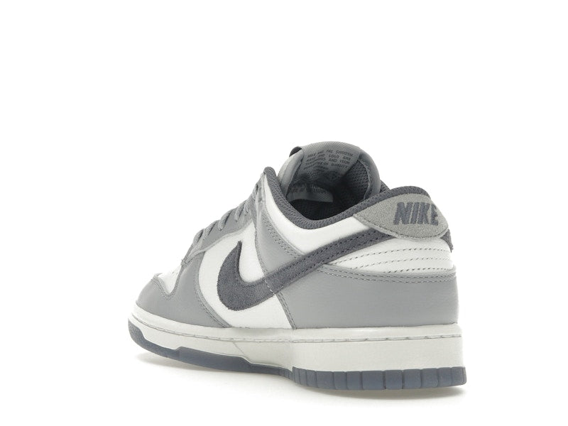 Nike Dunk Low SE Light Carbon