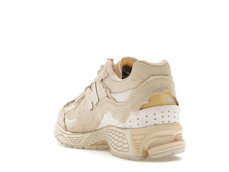 New Balance 2002R Protection Pack Sandstone