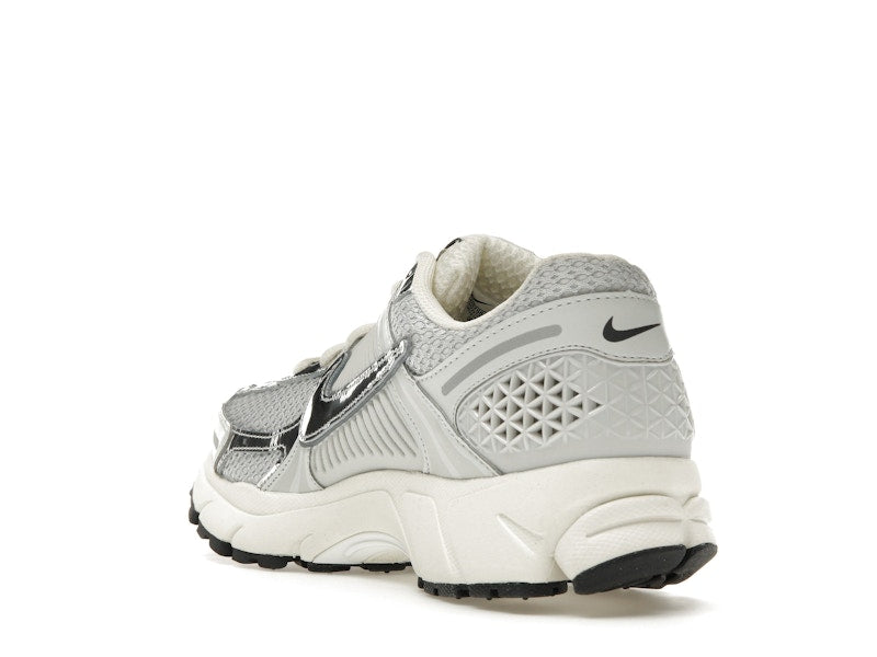 Nike Zoom Vomero 5 Chrome