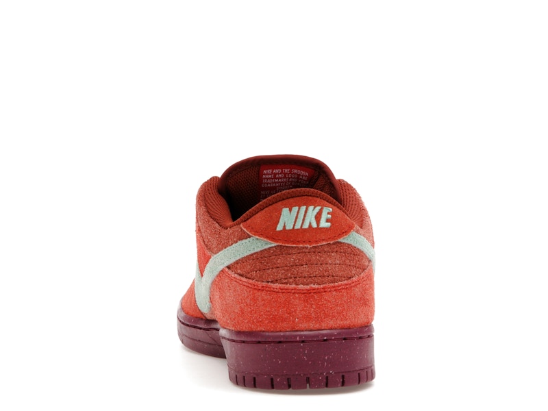 Nike SB Dunk Low Mystic Red Rosewood