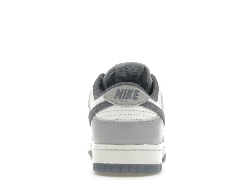 Nike Dunk Low SE Light Carbon