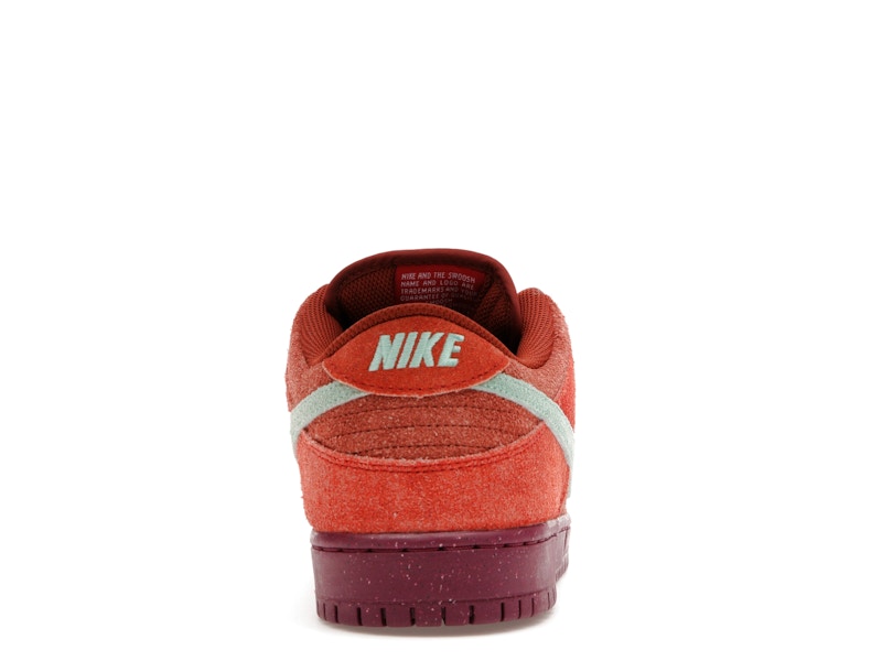 Nike SB Dunk Low Mystic Red Rosewood