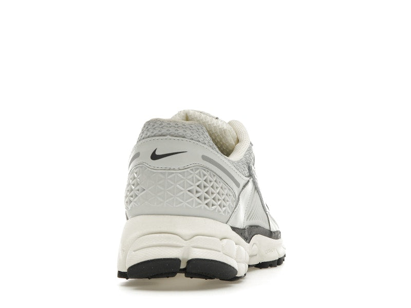 Nike Zoom Vomero 5 Chrome