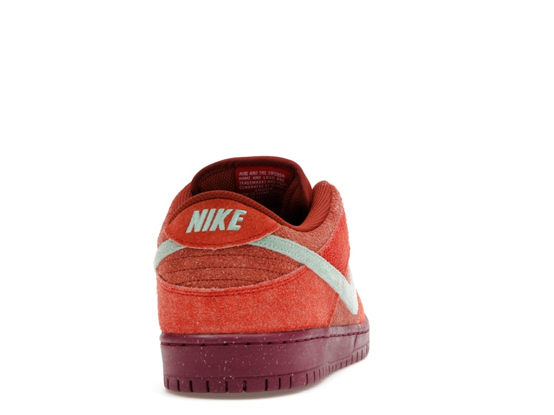 Nike SB Dunk Low Mystic Red Rosewood