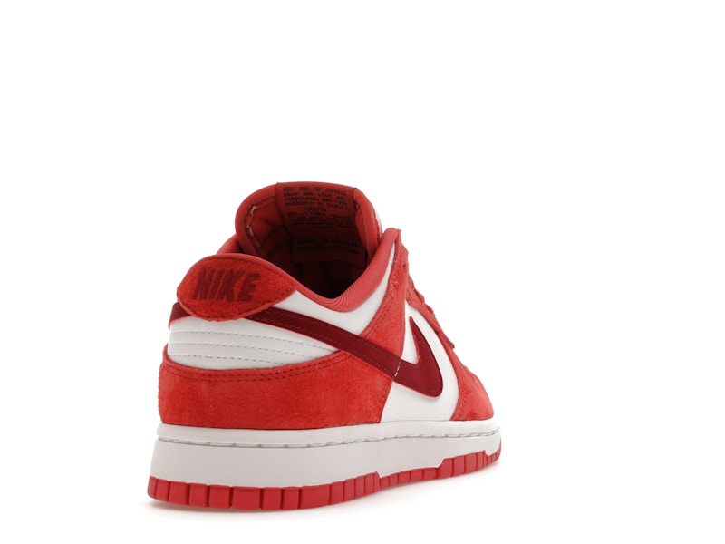 Nike Dunk Low Valentine's Day (2024) (Women's)