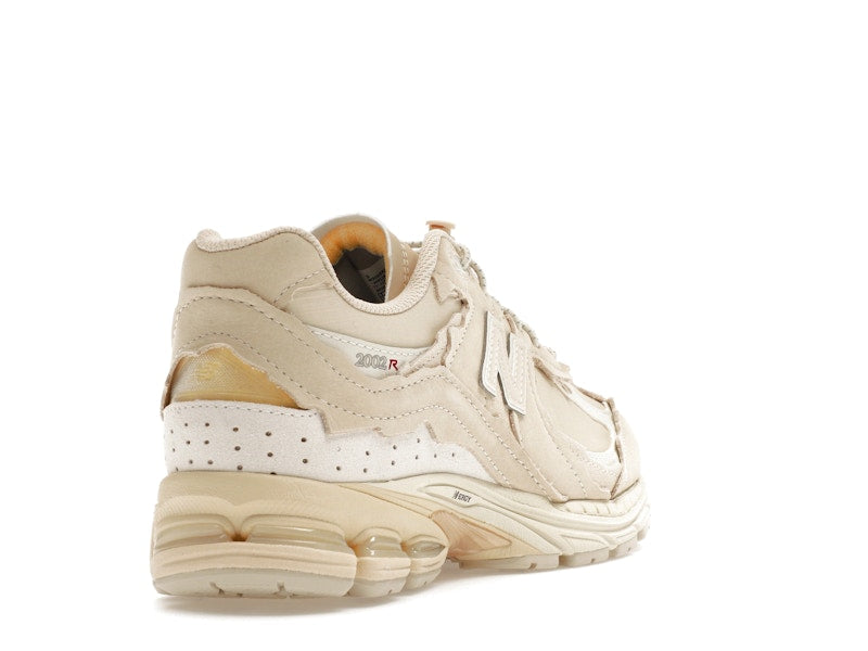 New Balance 2002R Protection Pack Sandstone