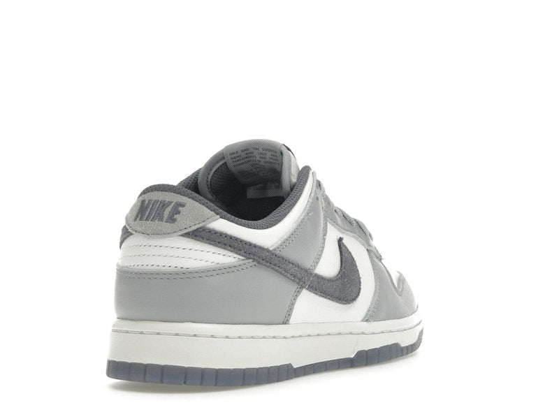 Nike Dunk Low SE Light Carbon