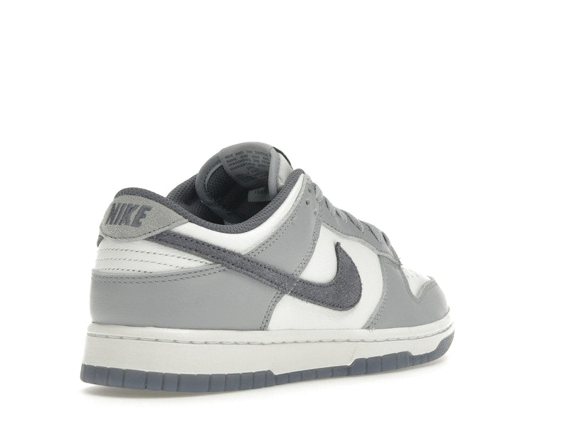 Nike Dunk Low SE Light Carbon