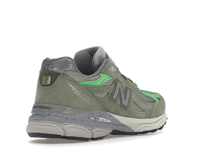 New Balance 990v3 MiUSA Patta Keep Your Family Close