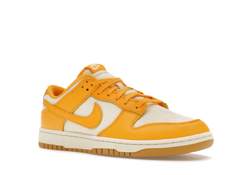 Nike Dunk Low University Gold