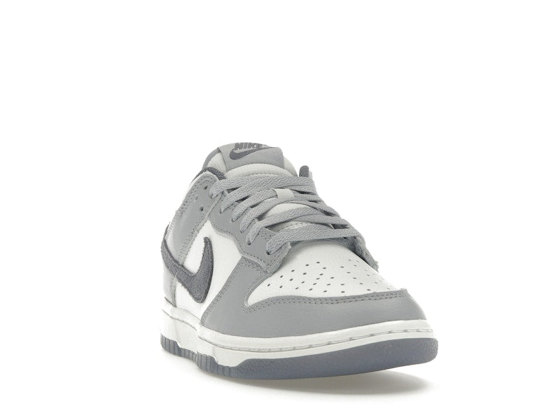 Nike Dunk Low SE Light Carbon