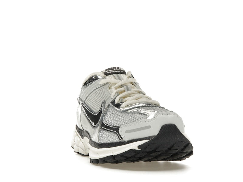 Nike Zoom Vomero 5 Chrome