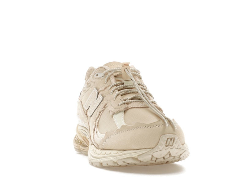 New Balance 2002R Protection Pack Sandstone