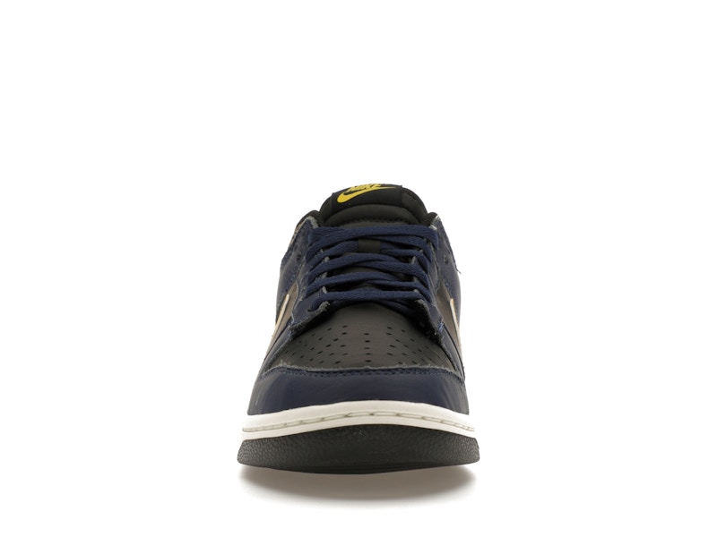 Nike Dunk Low Vintage Michigan