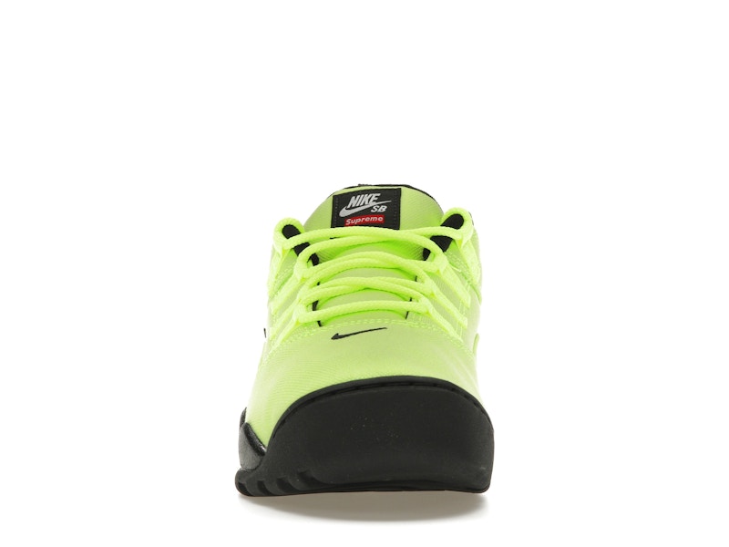 Nike SB Darwin Low Supreme Volt