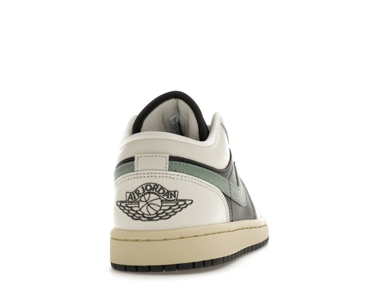 Jordan 1 Low Jade Smoke (Women's) - Jordan - OFFseason 衣服 - DC0774 - 001