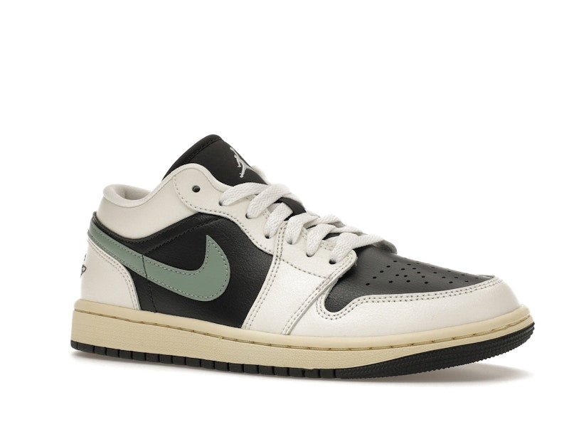 Jordan 1 Low Jade Smoke (Women's) - Jordan - OFFseason 衣服 - DC0774 - 001