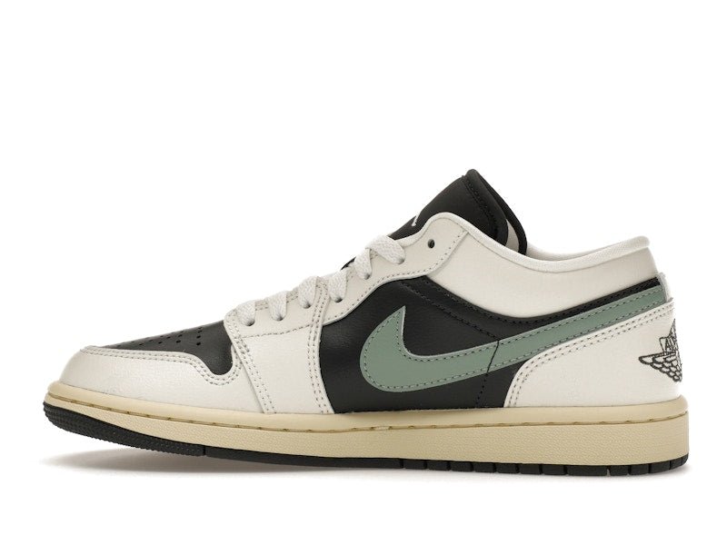 Jordan 1 Low Jade Smoke (Women's) - Jordan - OFFseason 衣服 - DC0774 - 001