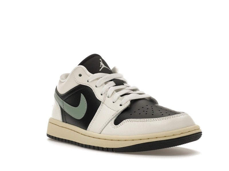 Jordan 1 Low Jade Smoke (Women's) - Jordan - OFFseason 衣服 - DC0774 - 001