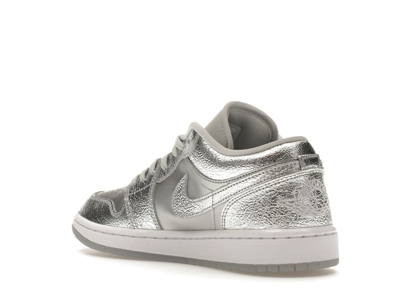 Jordan 1 Low SE Metallic Silver (Women's) - Jordan - OFFseason 衣服 - FN5030 - 001