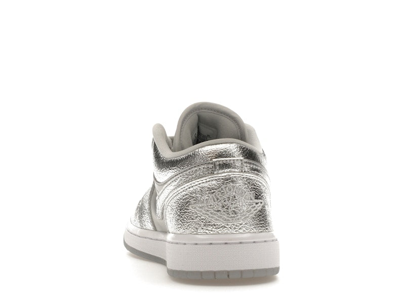 Jordan 1 Low SE Metallic Silver (Women's) - Jordan - OFFseason 衣服 - FN5030 - 001