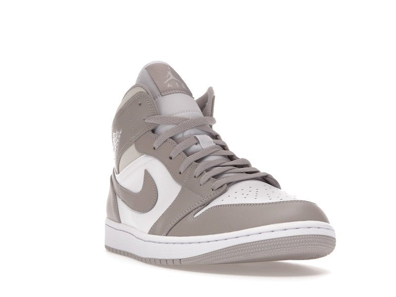 Jordan 1 Mid Linen - Jordan - OFFseason 衣服 - 554724 - 082