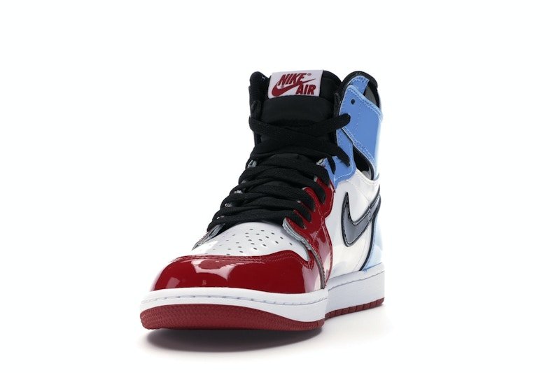 Jordan 1 Retro High Fearless UNC Chicago - Jordan - OFFseason 衣服 - CK5666 - 100