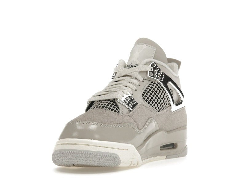 Jordan 4 Retro Frozen Moments (Women's) - Jordan - OFFseason 衣服 - AQ9129 - 001